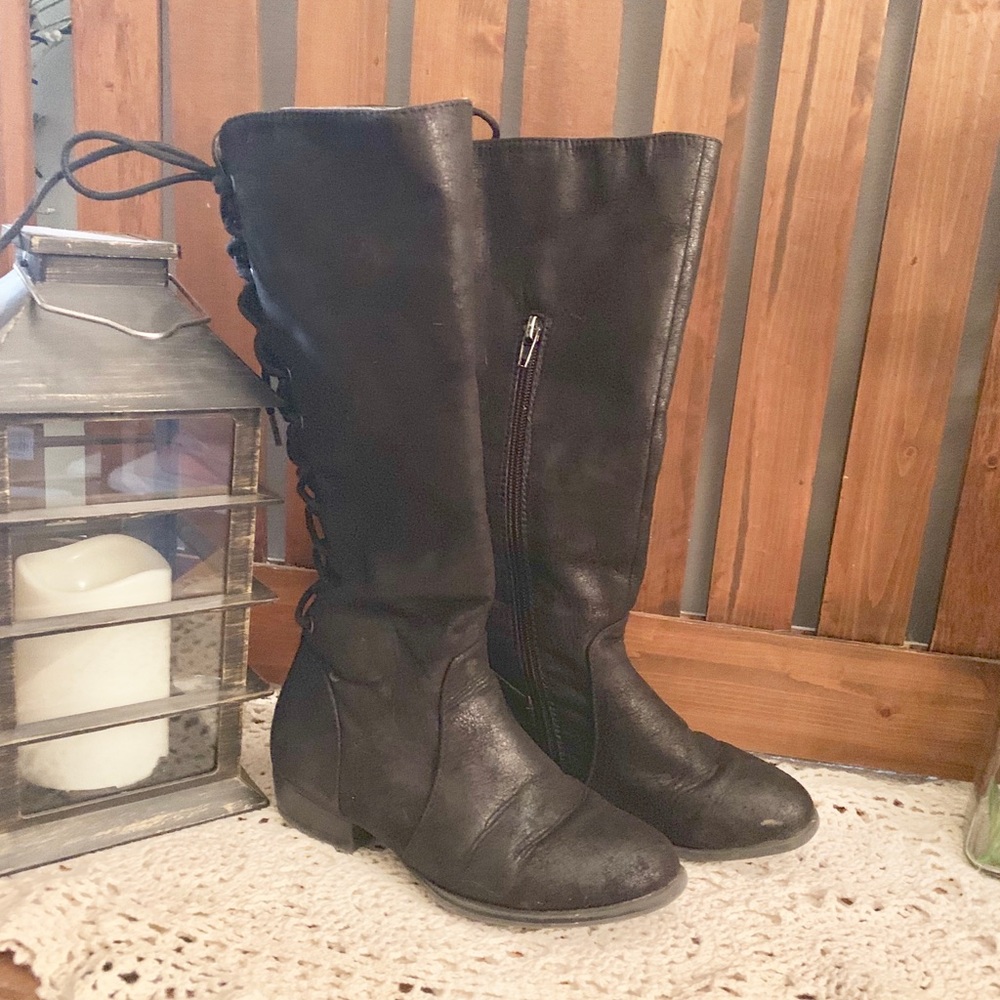 Size 1 tall faux suede black boots